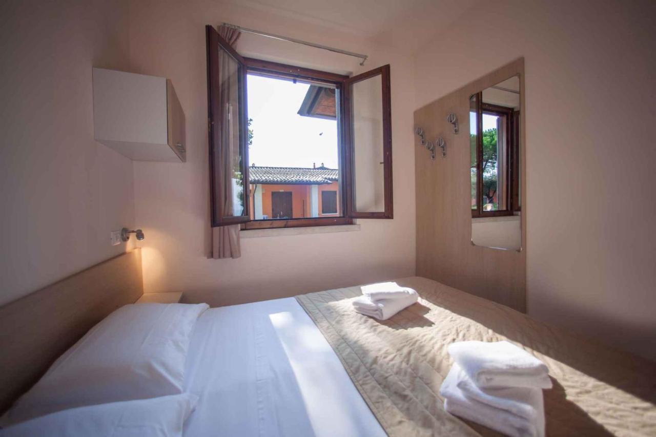 Holiday Homes In Sirmione/Gardasee 22174 Ngoại thất bức ảnh