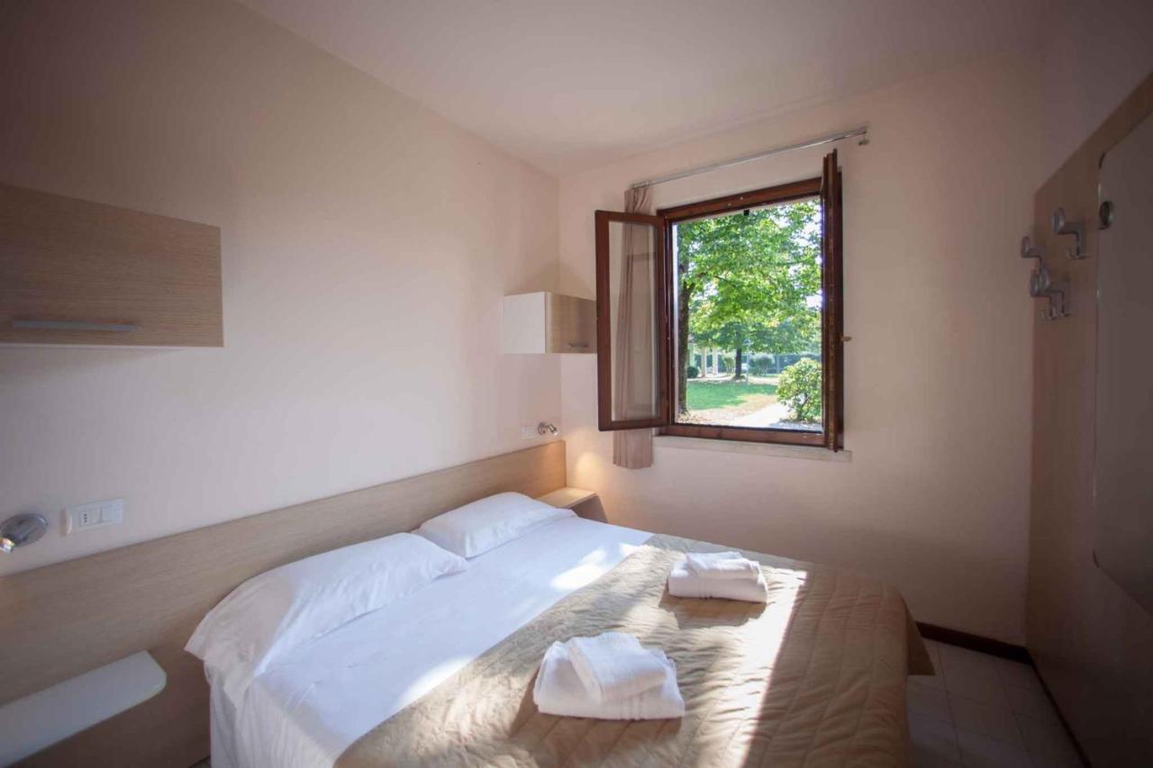 Holiday Homes In Sirmione/Gardasee 22174 Ngoại thất bức ảnh