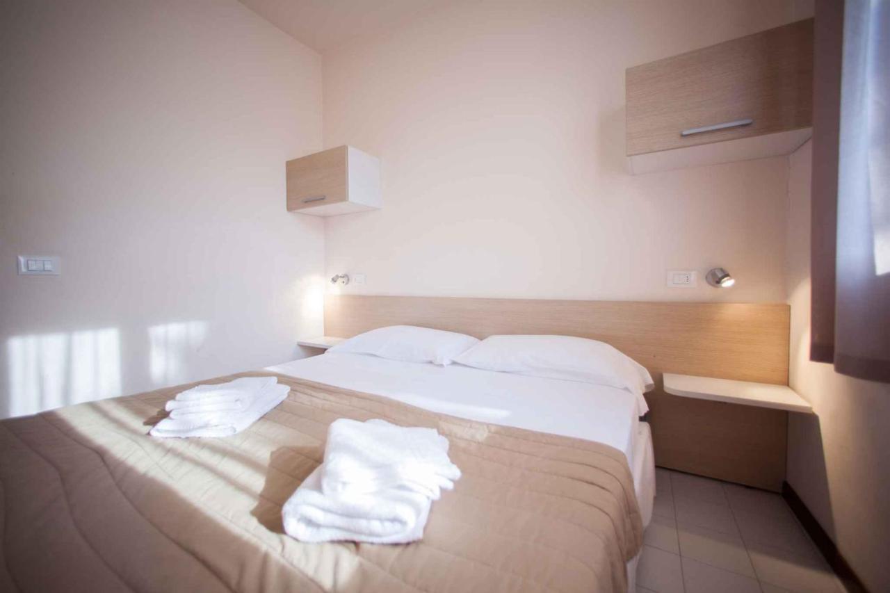 Holiday Homes In Sirmione/Gardasee 22174 Ngoại thất bức ảnh