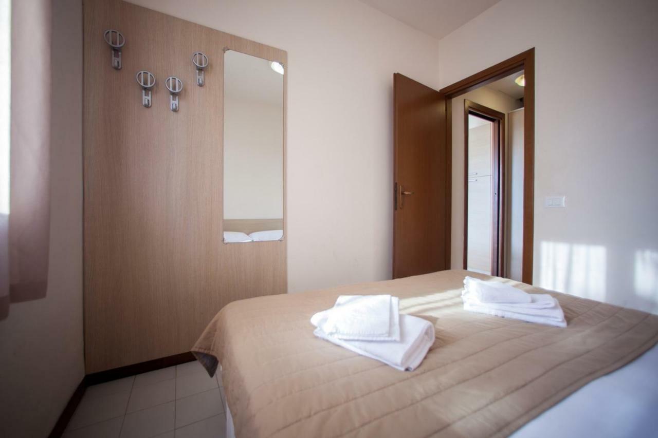 Holiday Homes In Sirmione/Gardasee 22174 Ngoại thất bức ảnh